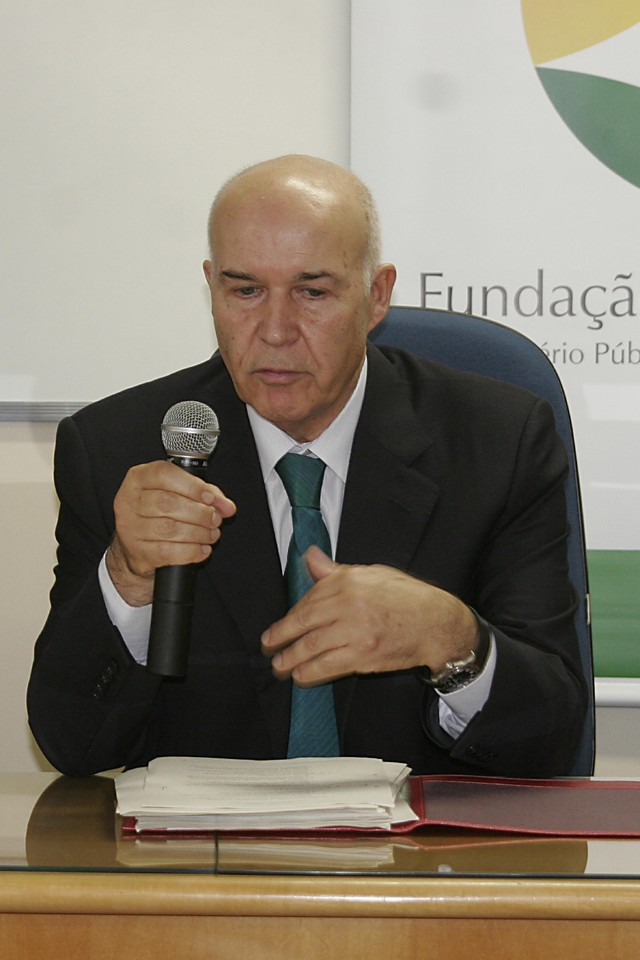 Retrato de José Gomes Canotilho