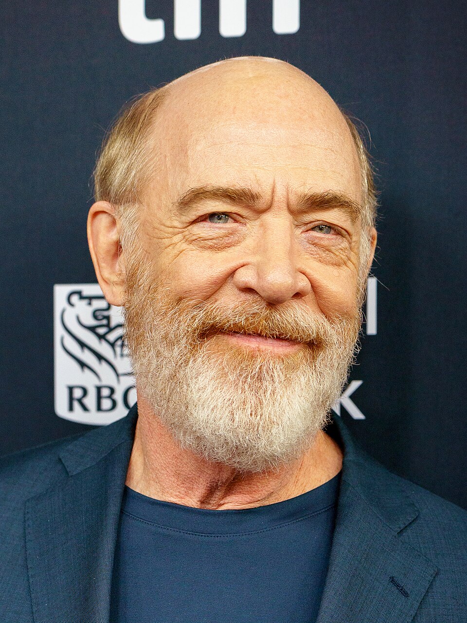 Retrato de J. K. Simmons