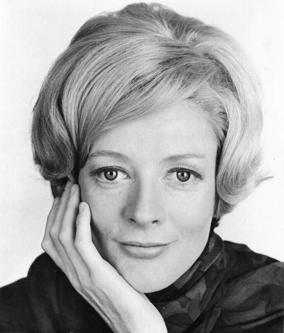 Retrato de Maggie Smith