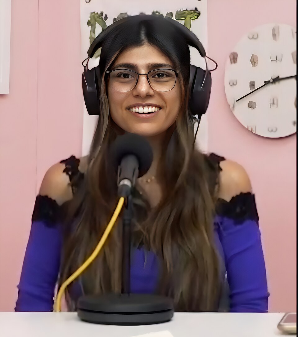 Retrato de Mia Khalifa