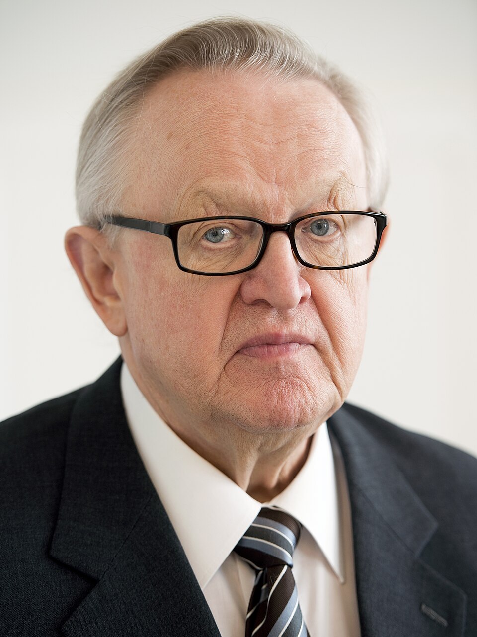 Retrato de Martti Ahtisaari