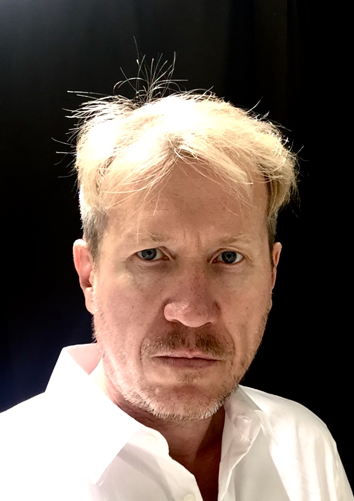 Retrato de Roman Konoplev