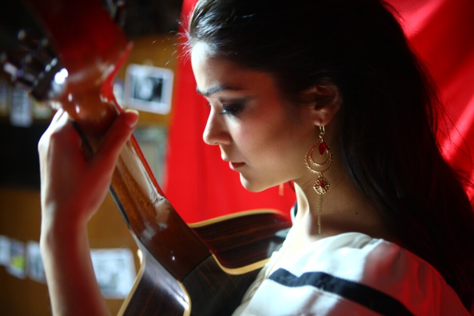 Retrato de Raquel Tavares