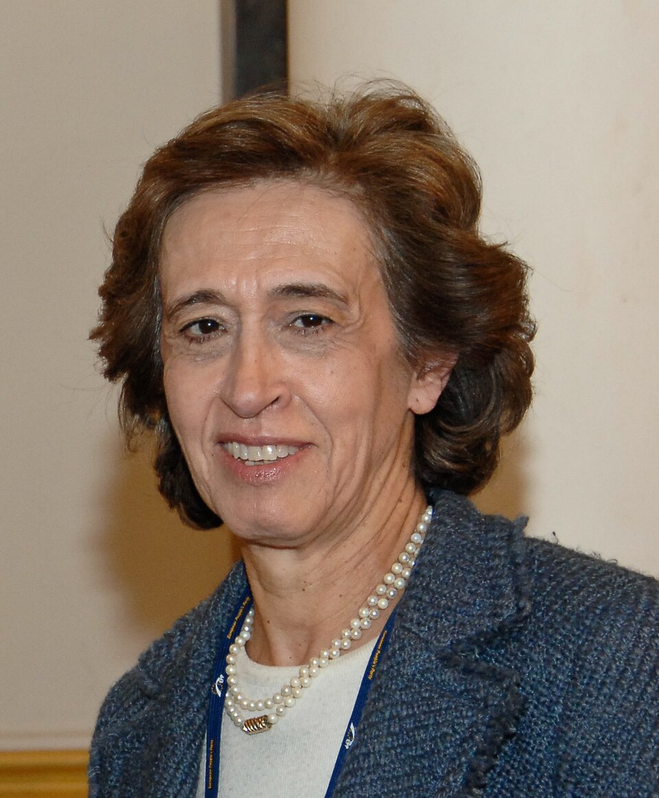 Retrato de Manuela Ferreira Leite