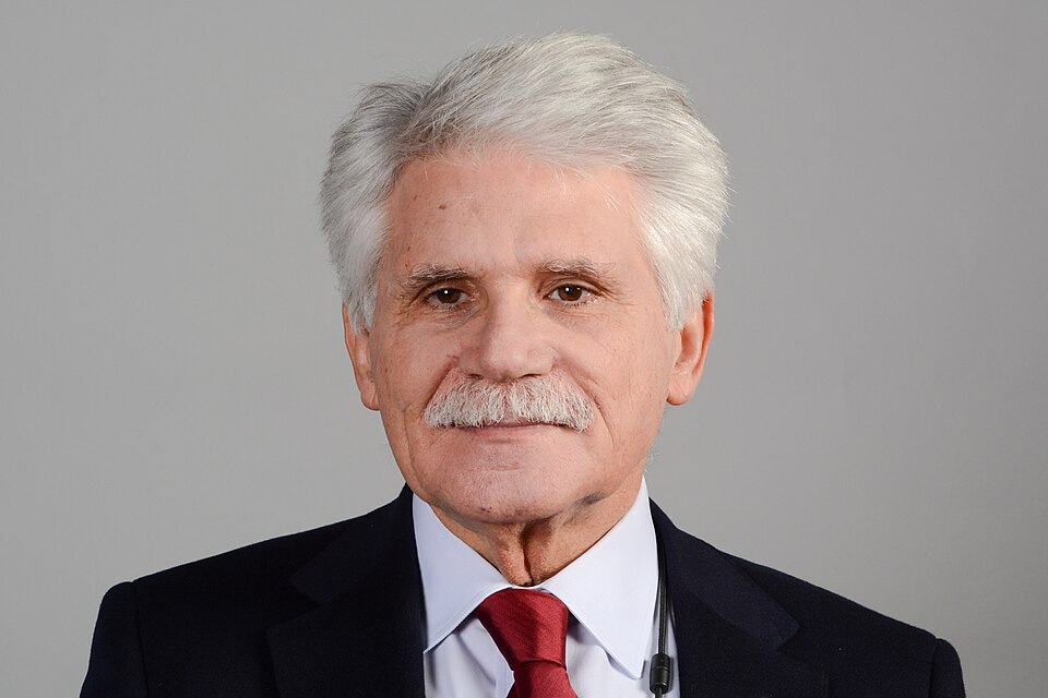 Retrato de Vital Moreira