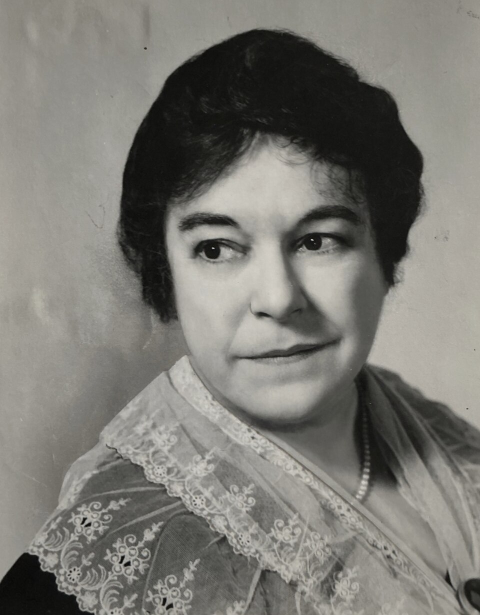 Retrato de Josephine Hull