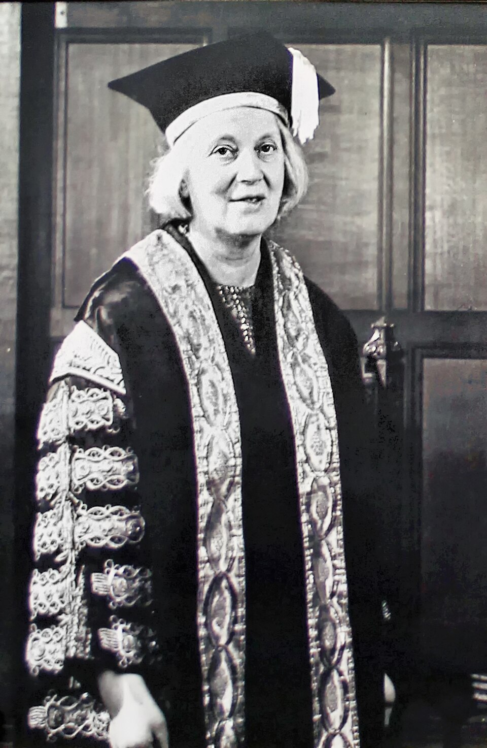 Retrato de Dorothy Crowfoot Hodgkin