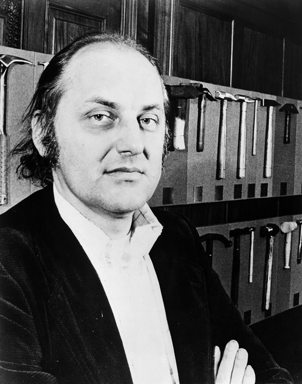 Retrato de Hans Hollein