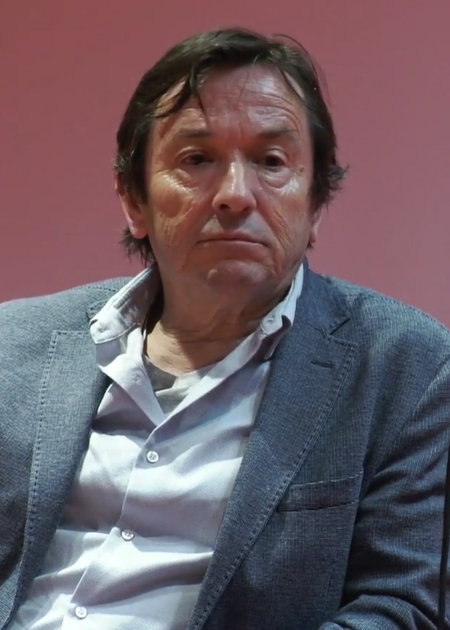 Retrato de Adriano Luz